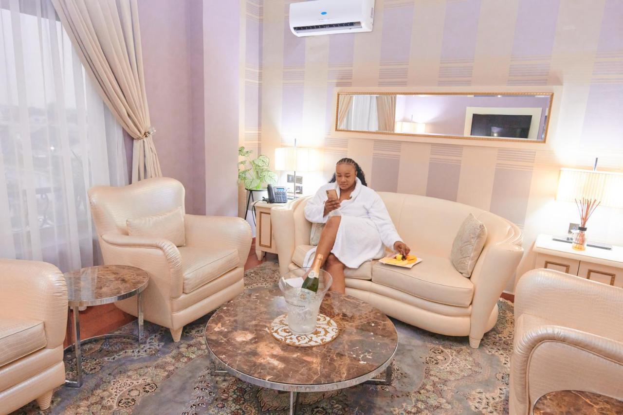 Oak Haven Hotel & Suites Port Harcourt Εξωτερικό φωτογραφία